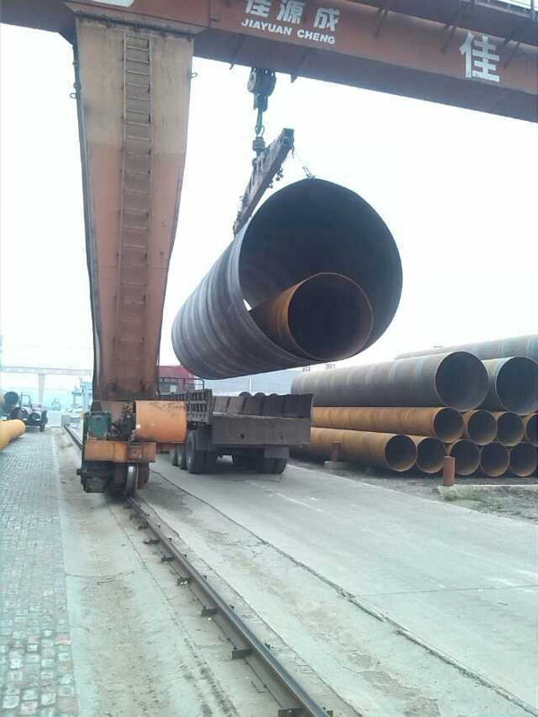 天津螺旋鋼管防腐螺旋鋼管存放及施工需注意問題